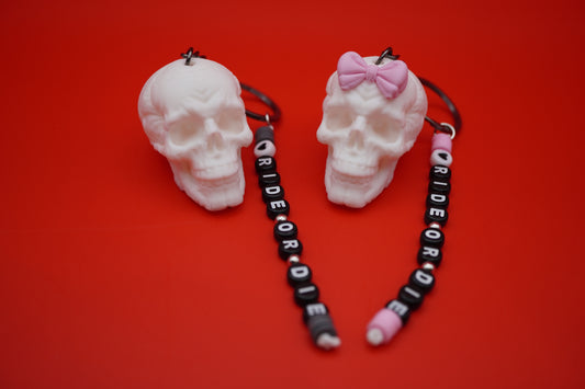 Set de Llaveros Calaveras – Amor letal