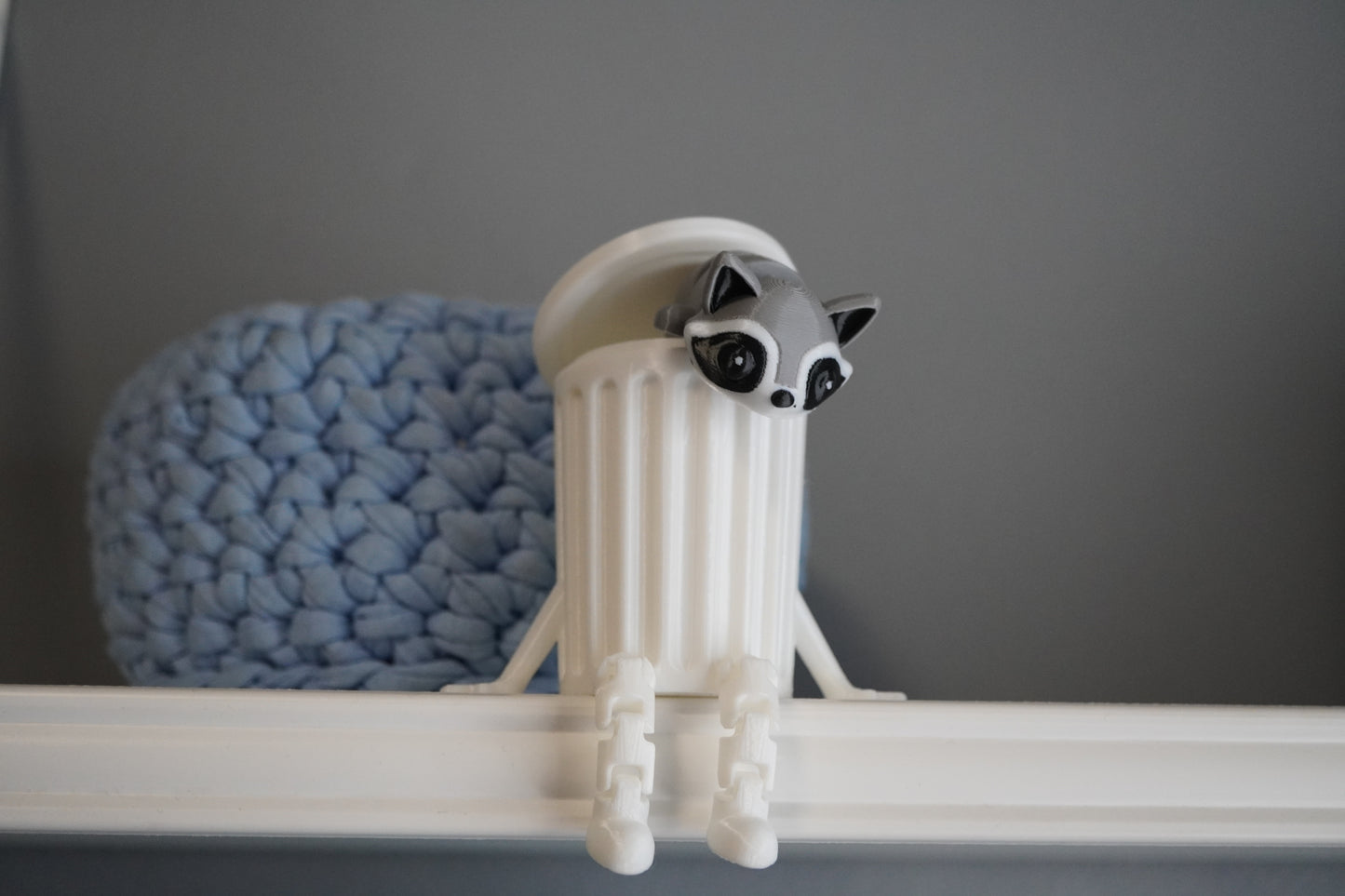 Mini Bote con Patitas Móviles