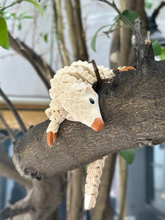 Pango El Pangolin - Ultra texturizado