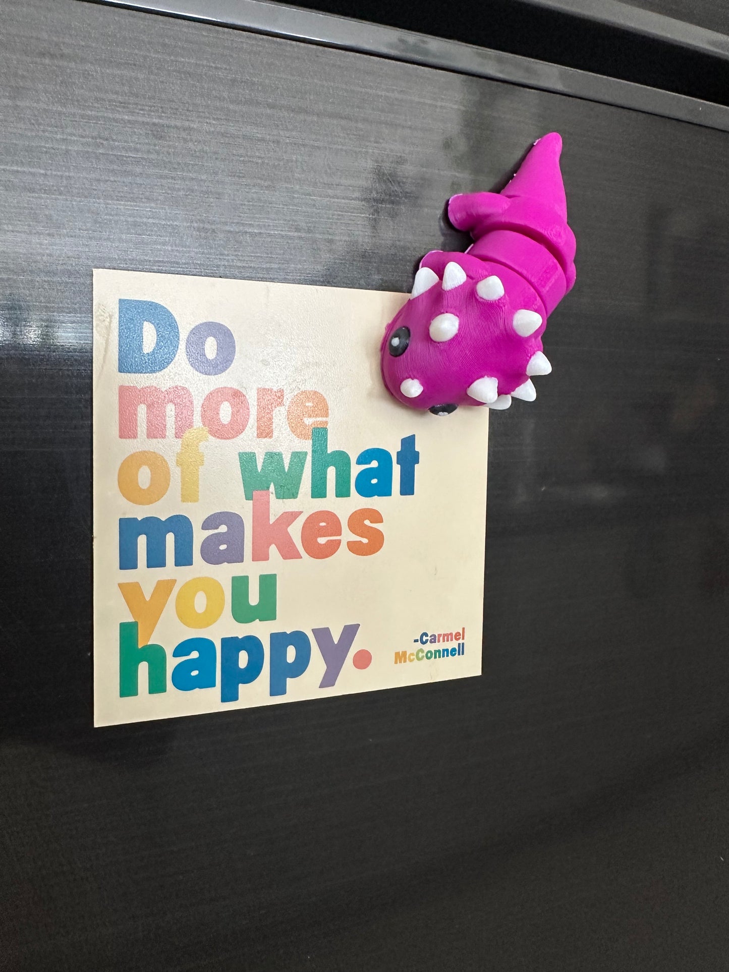 Dolores El Dinosaurio Magneto